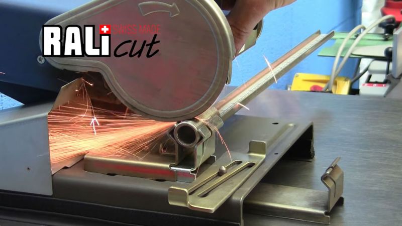 Metal cut-off machine