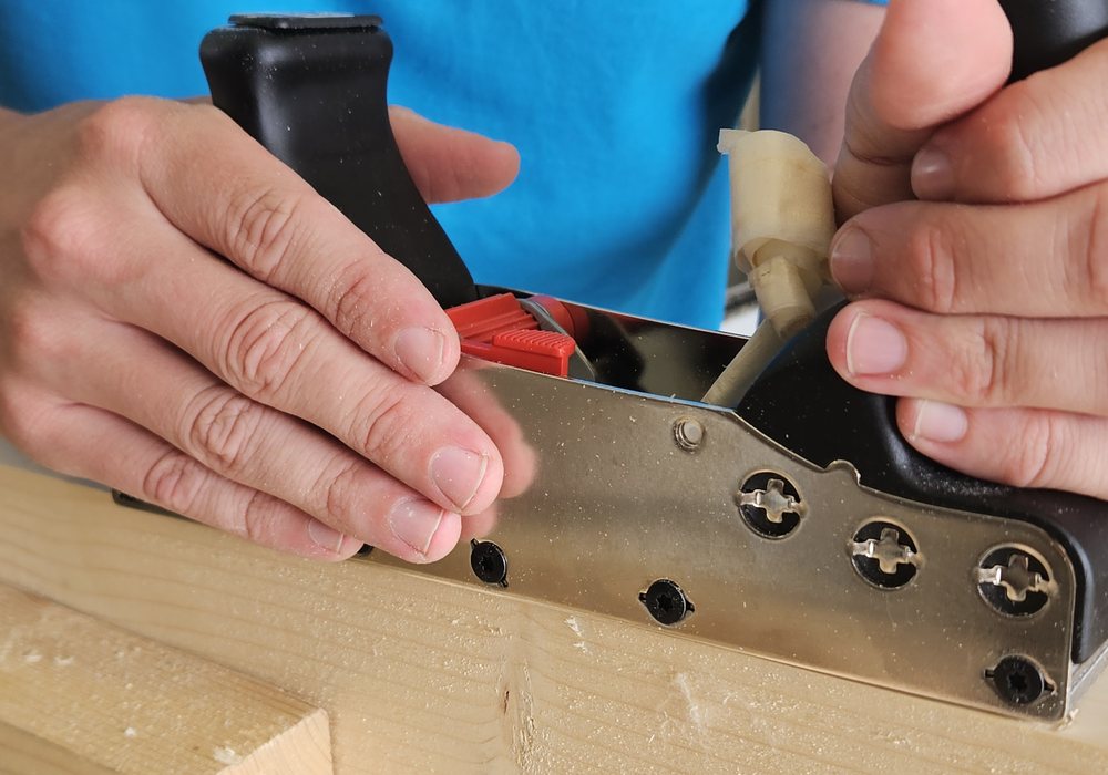 The RALI 220 Evolution N hand plane in use